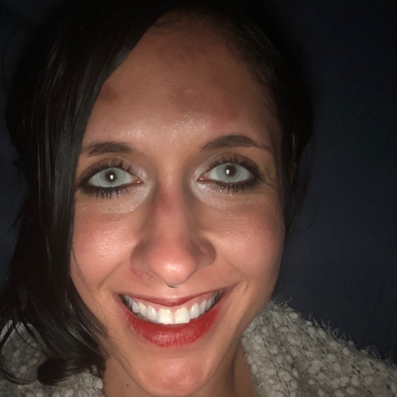 Meet your Posher, Anjuli - Picture 6 of 7